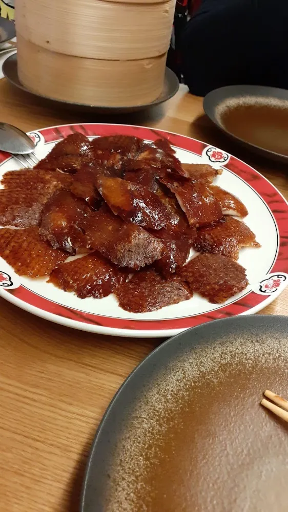 Canard Laqué À la Pékinoise En 3 Services 3eme Piquant